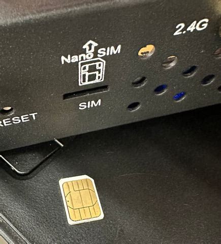 sim card orientation